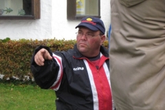 aufbau_strohskulptur_2009_6_20091027_1618484667