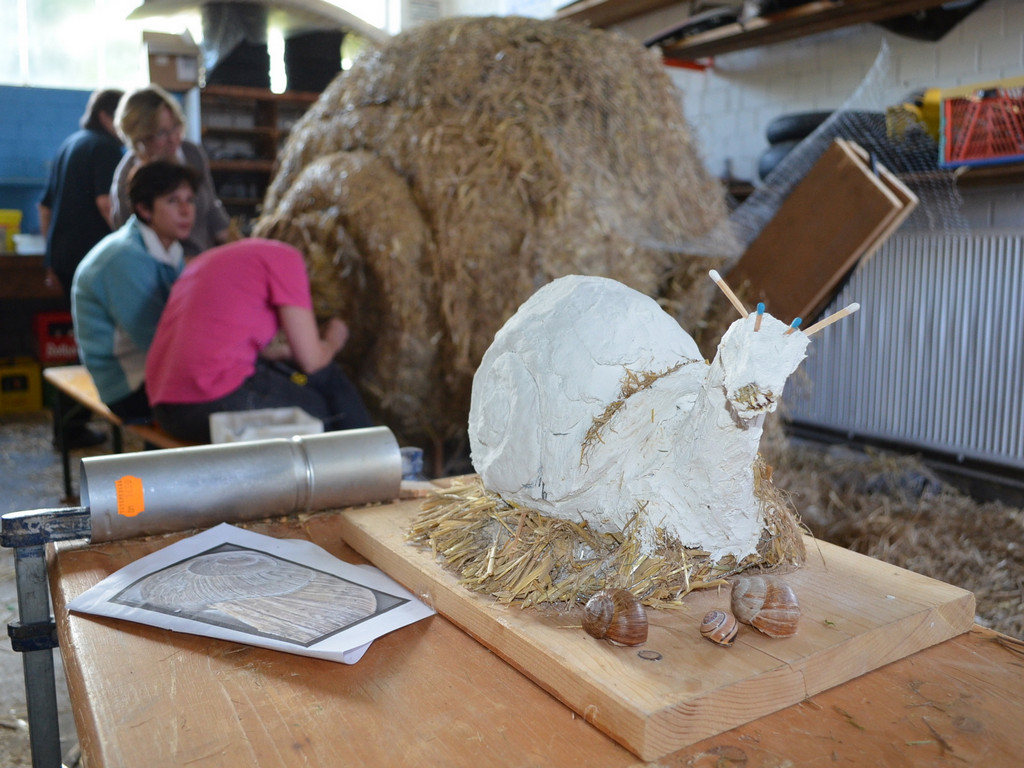 2011_strohskulpturen_hoechenschwand_5_20110916_1752474129