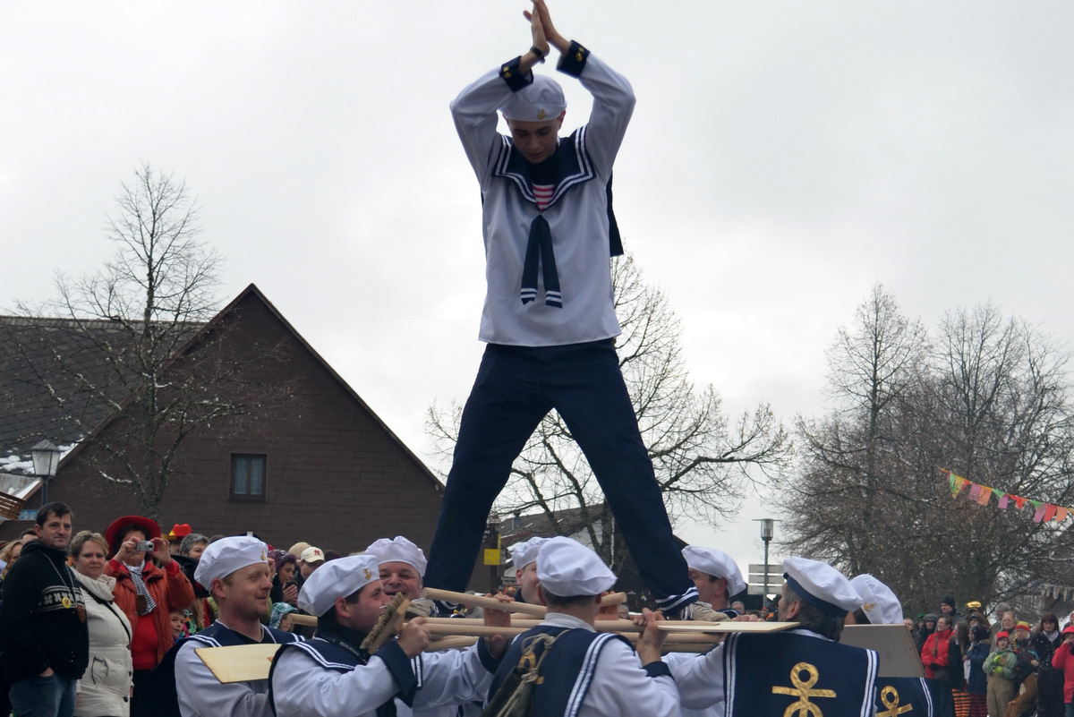 2014_umzug_hoechenschwand_1_20140302_1930059156