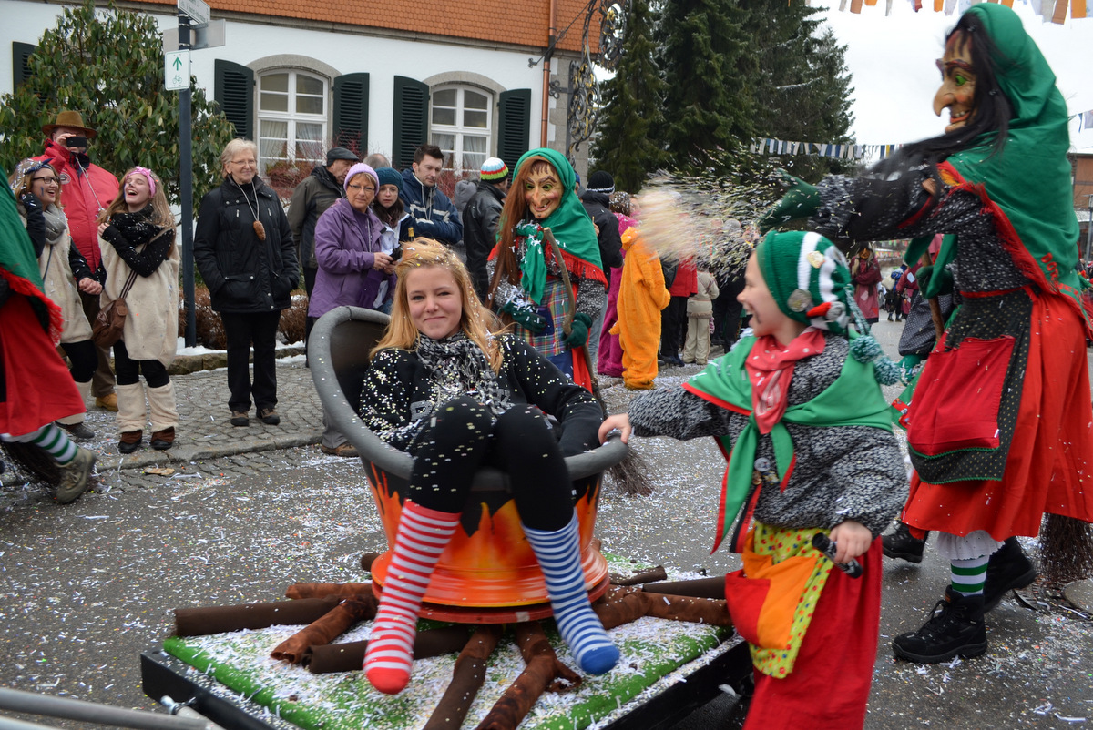 2014_umzug_hoechenschwand_5_20140302_1309856369