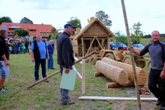 2015_strohskulpturen_aufbau_8_20150909_1573477279