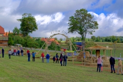 2015_strohskulpturen_eroeffnung_2_20150909_1909577553