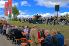 2015_strohskulpturen_eroeffnung_4_20150909_1728096830