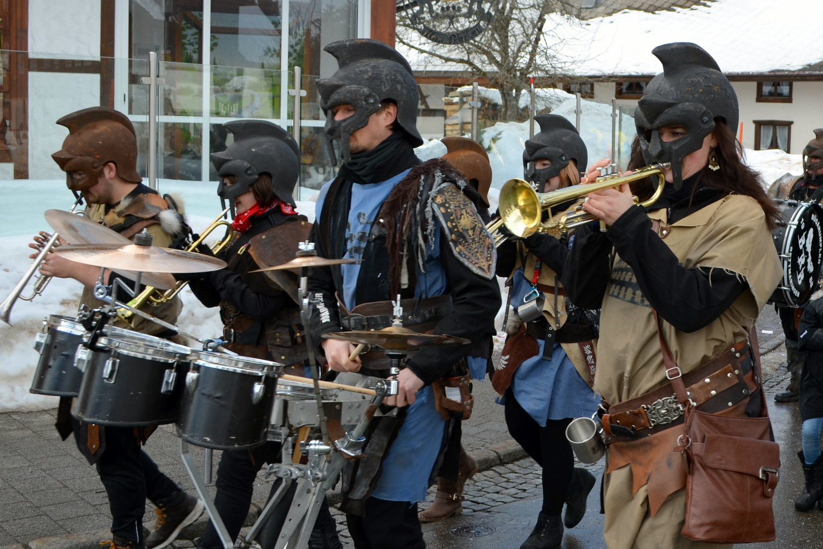 2015_umzug_teil_1_13_20150215_1316907549